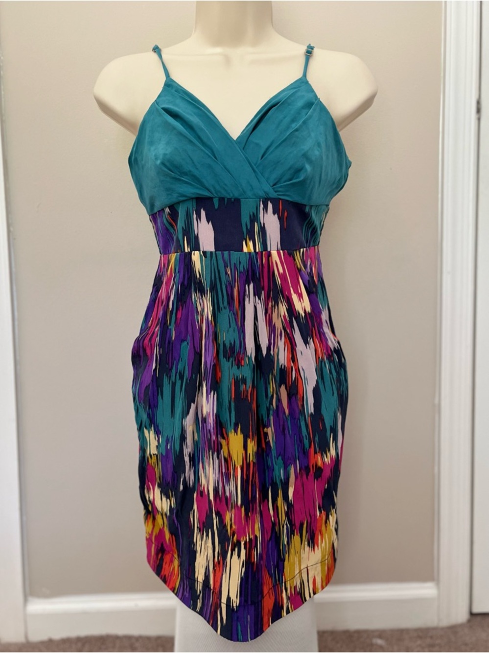 💙💜Akiko Y2K Multicoloured silk dress with spaghetti straps and V-neckline💜💙
